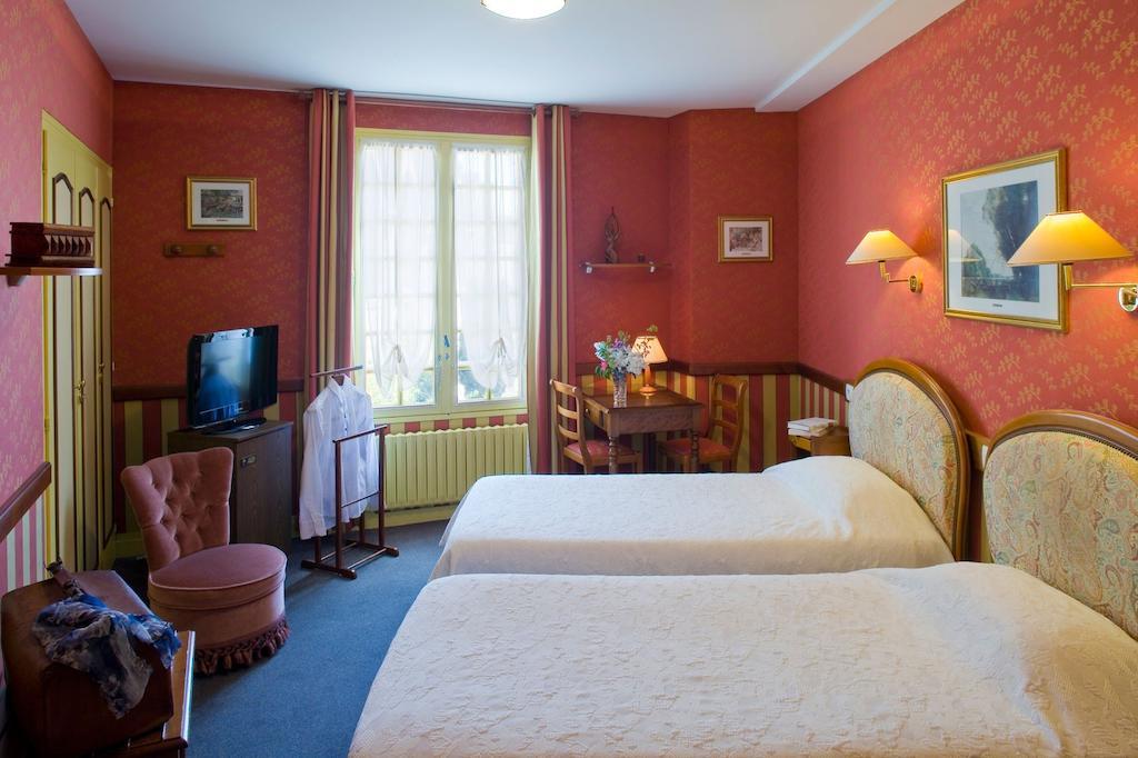 Au Relais Du Porhoet Guilliers Ruang foto