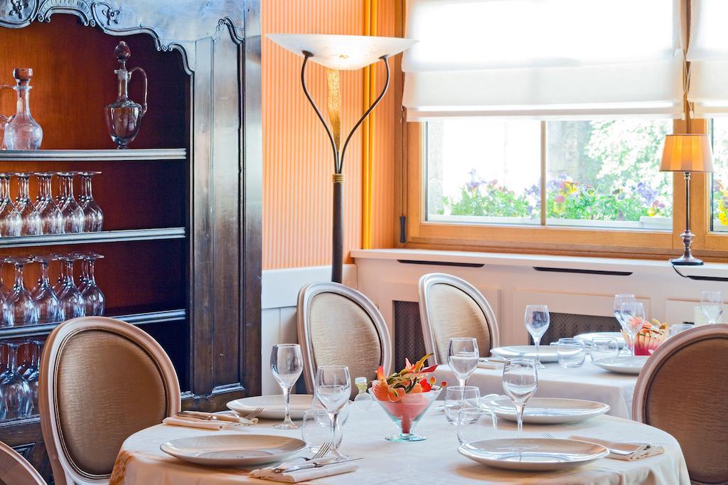 Au Relais Du Porhoet Guilliers Bagian luar foto